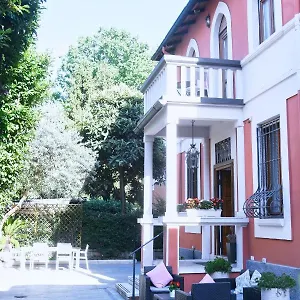 La İtalya