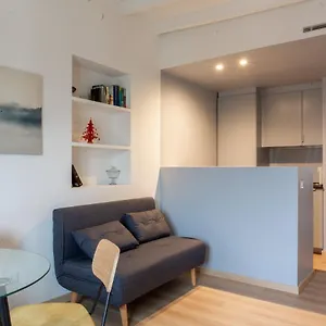 Easylife - Accogliente E Moderno Bilocale In Zona Navigli Milán