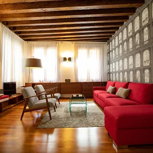ca-della-scimmia.hotelslidodijesolo.com/