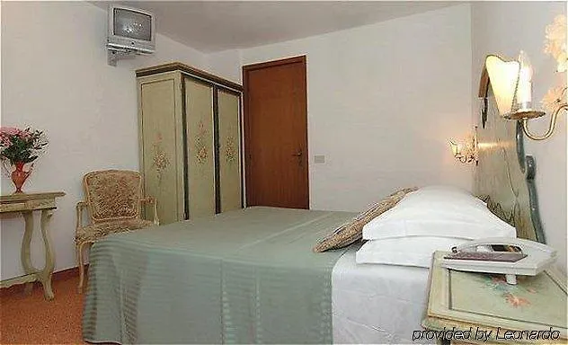 Hotel Nuovo Teson Venetië 3*,