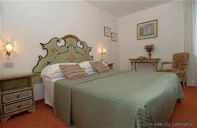 Hotel Nuovo Teson Venice
