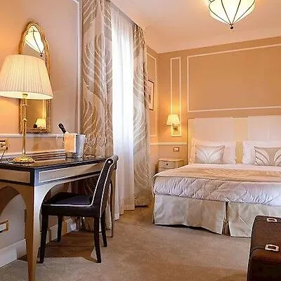 Hotel Nuovo Teson Venedig 3*,