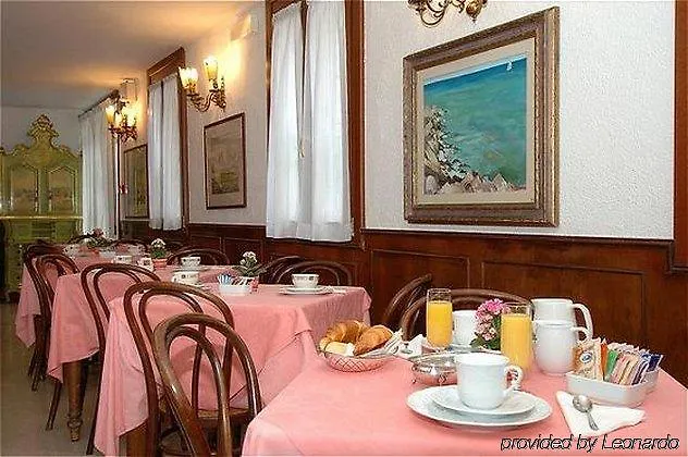 ונציה Hotel Nuovo Teson
